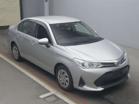 2017 Toyota Corolla Axio NKE165[2]