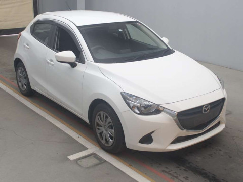 2015 Mazda Demio DJ3FS[2]