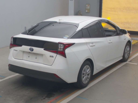 2019 Toyota Prius ZVW51[1]