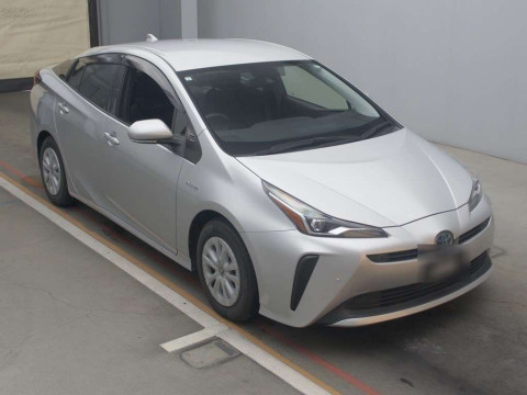 2019 Toyota Prius ZVW51[2]