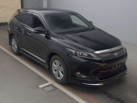 2015 Toyota Harrier ZSU65W[2]