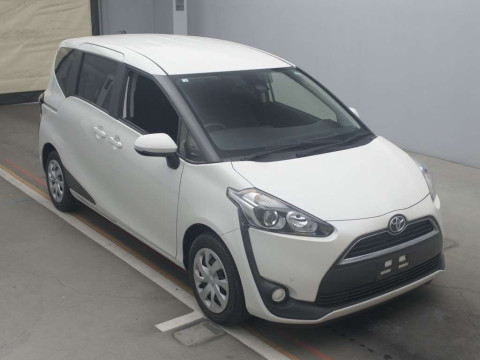 2018 Toyota Sienta NSP170G[2]