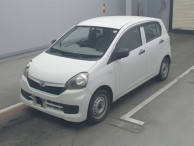 2013 Daihatsu Mira es