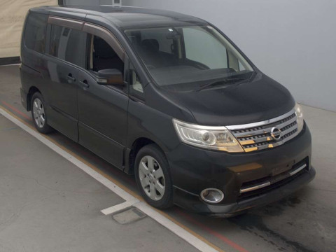 2010 Nissan Serena CC25[2]