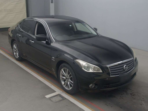 2011 Nissan Fuga Hybrid HY51[2]