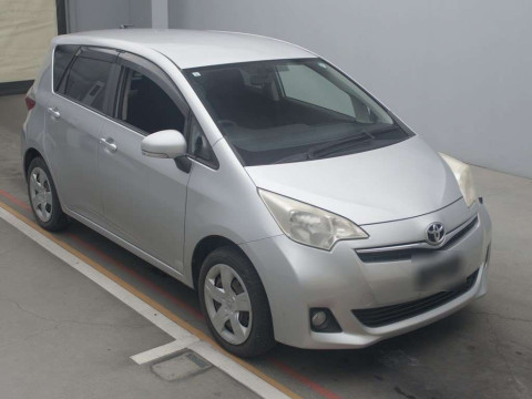 2011 Toyota Ractis NCP125[2]