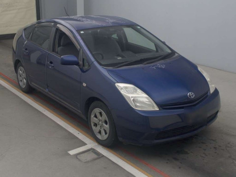 2004 Toyota Prius NHW20[2]