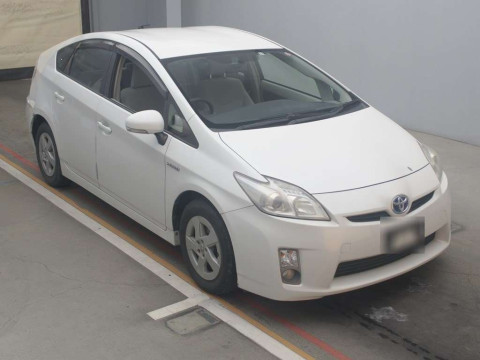 2009 Toyota Prius ZVW30[2]