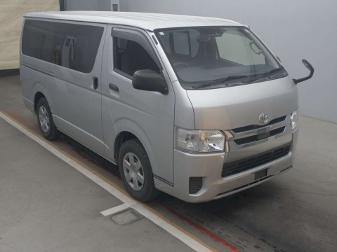 2019 Toyota Hiace Van GDH201V[2]