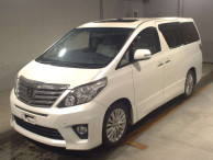 2013 Toyota Alphard