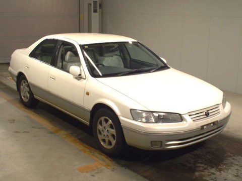 1999 Toyota Camry Gracia Sedan SXV20[2]