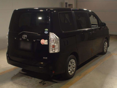 2012 Toyota Voxy ZRR70G[1]