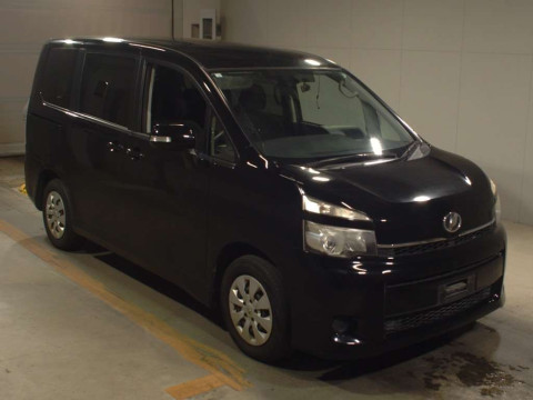 2012 Toyota Voxy ZRR70G[2]