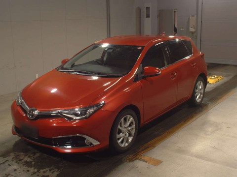 2017 Toyota Auris NZE181H[0]