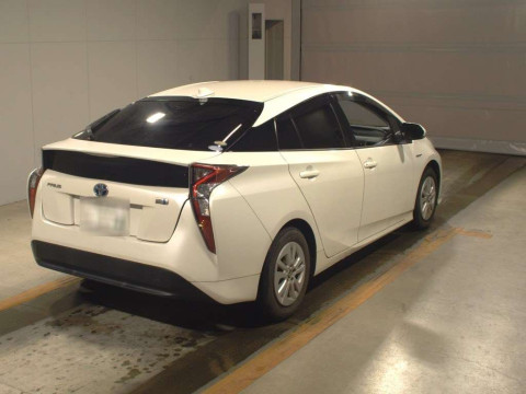 2018 Toyota Prius ZVW50[1]