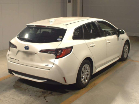 2019 Toyota Corolla Touring Wagon ZWE211W[1]