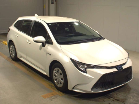 2019 Toyota Corolla Touring Wagon ZWE211W[2]