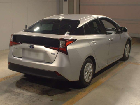 2019 Toyota Prius ZVW51[1]