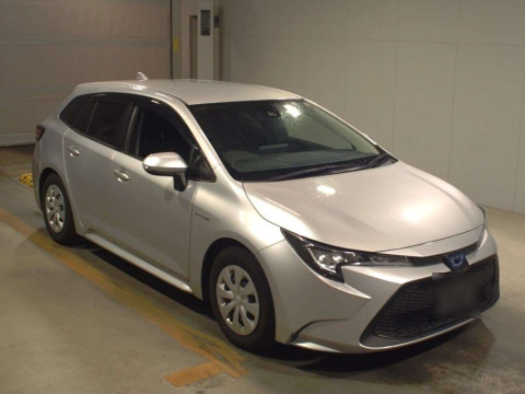 2019 Toyota Corolla Touring Wagon ZWE211W[2]