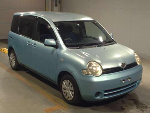 2005 Toyota Sienta NCP81G[2]