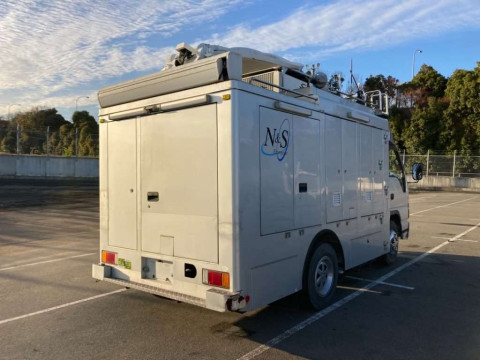 2005 Isuzu Elf Truck NPR81N[1]