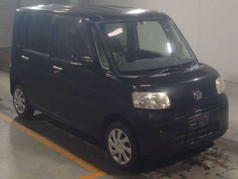 2012 Daihatsu Tanto L375S[2]