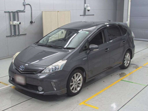 2012 Toyota Prius alpha ZVW41W[0]