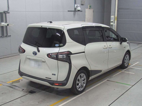 2016 Toyota Sienta NHP170G[1]