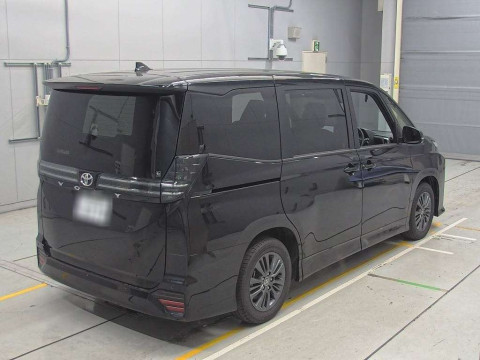 2024 Toyota Voxy MZRA90W[1]