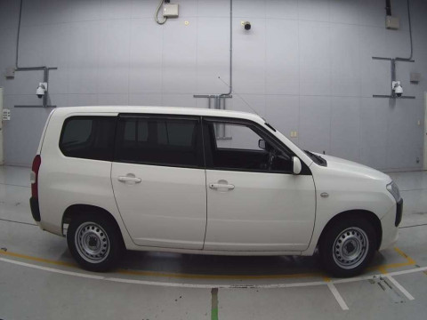 2017 Toyota Probox NCP160V[2]