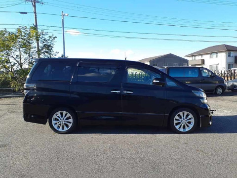 2011 Toyota Vellfire ANH20W[2]