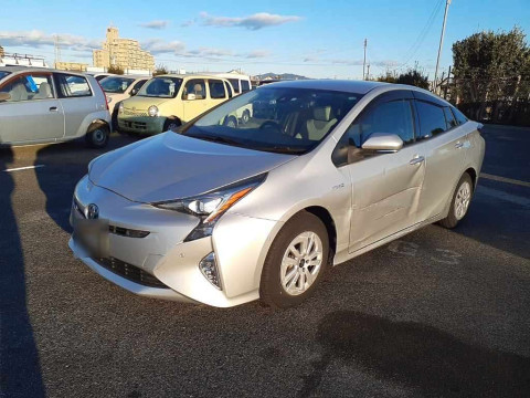 2018 Toyota Prius ZVW50[0]