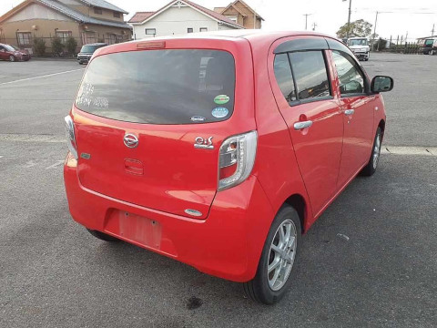 2014 Daihatsu Mira es LA300S[1]