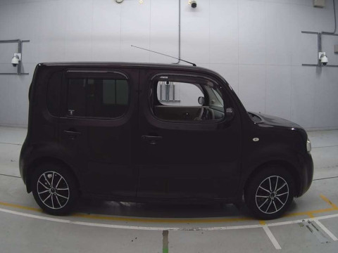 2016 Nissan Cube Z12[2]