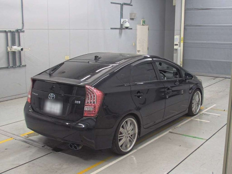 2011 Toyota Prius ZVW30[1]