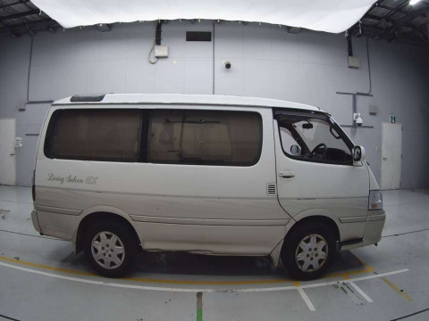 2000 Toyota Hiace Wagon KZH100G[2]