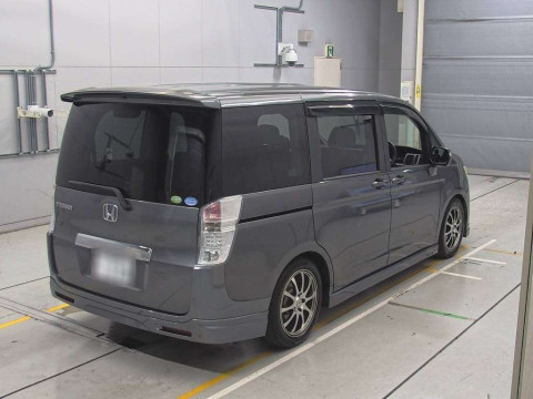 2011 Honda Step WGN RK1[1]