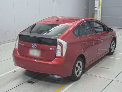 2013 Toyota Prius ZVW30[1]