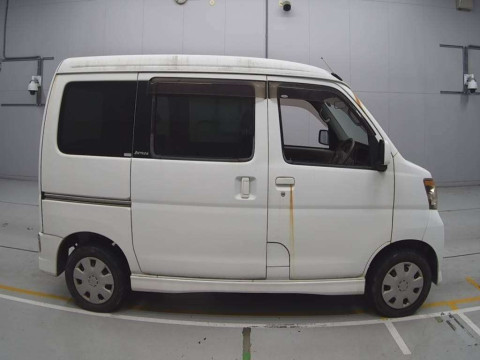 2008 Daihatsu Atrai Wagon S321G[2]