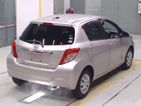 2012 Toyota Vitz NSP130[1]