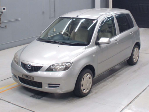 2004 Mazda Demio DY3W[0]