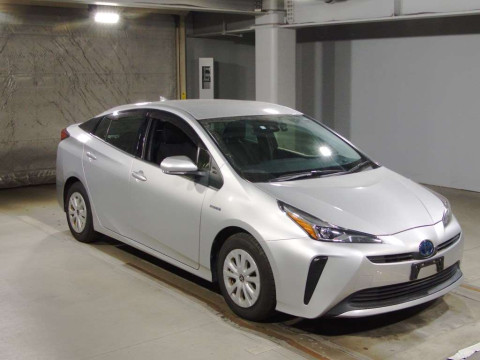 2019 Toyota Prius ZVW51[2]