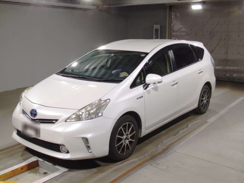 2014 Toyota Prius alpha ZVW40W[0]