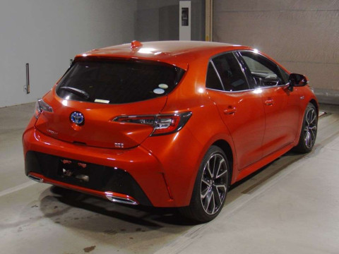 2018 Toyota Corolla Sports ZWE211H[1]