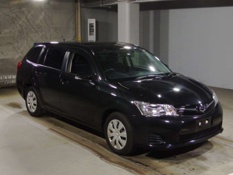 2014 Toyota Corolla Fielder NZE161G[2]