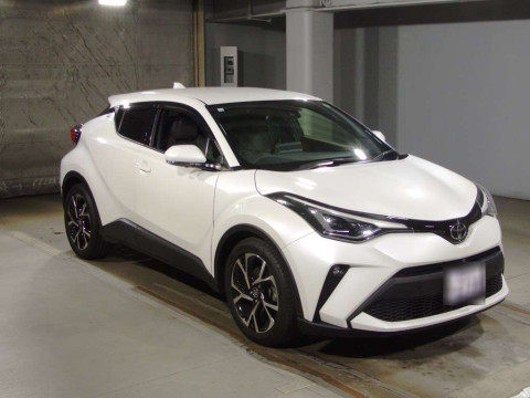 2020 Toyota C-HR NGX10[2]