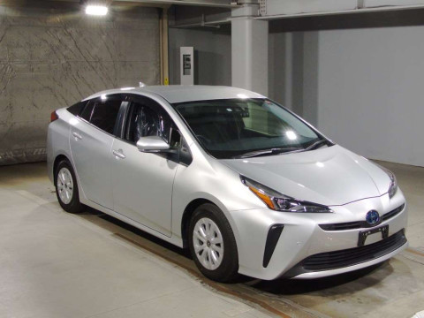 2021 Toyota Prius ZVW51[2]