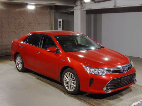 2015 Toyota Camry AVV50[2]