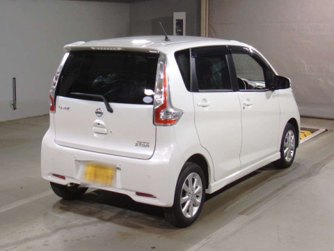 2018 Nissan DAYZ B21W[1]