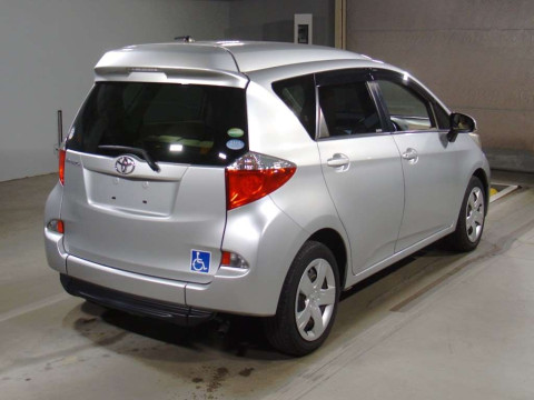 2012 Toyota Ractis NCP122[1]